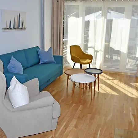 Privatunterkunft Schoene Mit Kamin Im Ostseebad *
