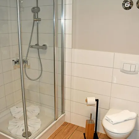 Habitación en casa particular Schoene Mit Kamin Im Ostseebad