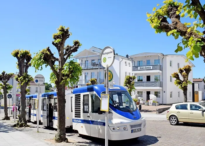 Schoene Mit Kamin Im Ostseebad Homestay