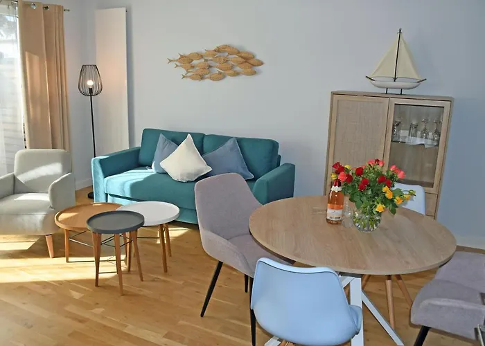 Schoene Mit Kamin Im Ostseebad Homestay *