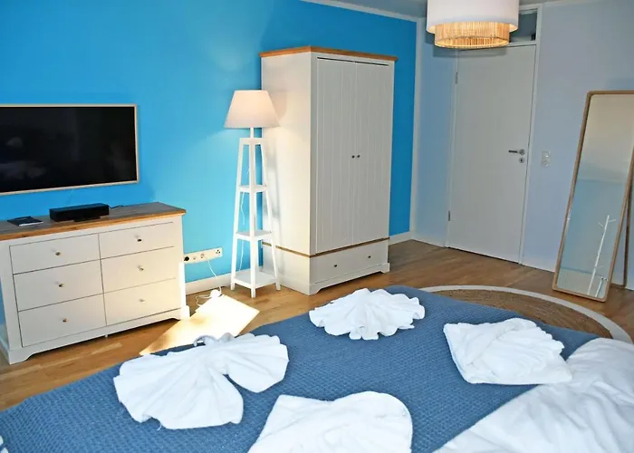 Homestay Schoene Mit Kamin Im Ostseebad *