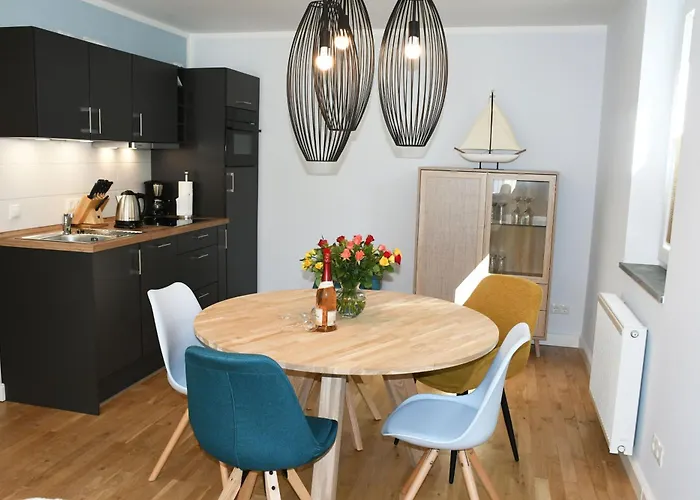 Schoene Mit Kamin Im Ostseebad Homestay *